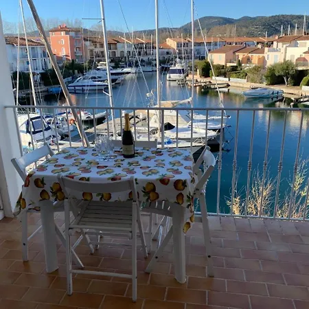 Avec Vue Sur Bateau *