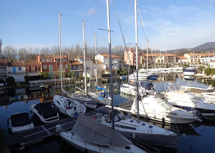 Avec Vue Sur Bateau דירה גרימו